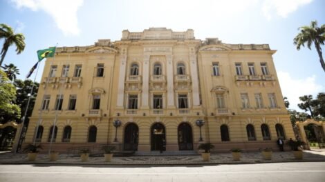 governo-de-pernambuco-decreta-ponto-facultativo-na-semana-do-carnaval-e-feriado-da-data-magna