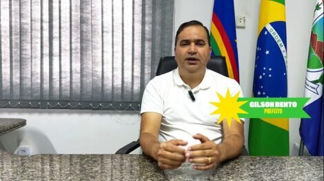 gilson-bento-anuncia-aumento-salarial-para-professores-de-brejinho-acima-do-reajuste-nacional