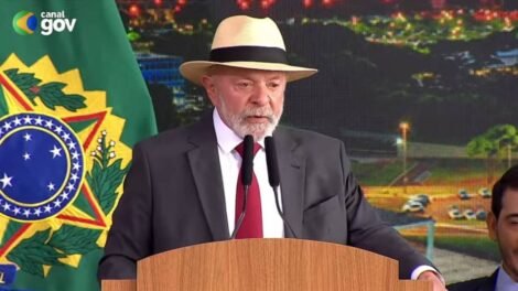 ipec:-62%-avaliam-que-lula-nao-deveria-se-candidatar-a-reeleicao-em-2026