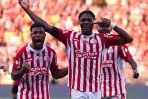 nautico-vence-o-sport-por-2-a-1-na-ilha-do-retiro-em-classico-eletrizante