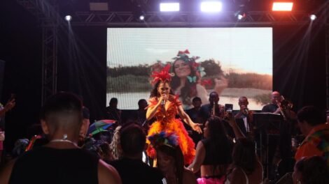 baile-municipal-agitou-o-final-de-semana-em-afogados-da-ingazeira