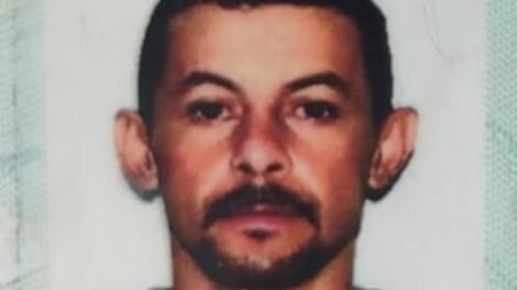 homem-e-assassinado-com-mais-de-dez-disparos-no-bairro-morada-nova,-em-caruaru