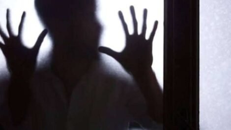 jovem-com-esquizofrenia-causa-panico-a-moradores-no-centro-de-carnaiba