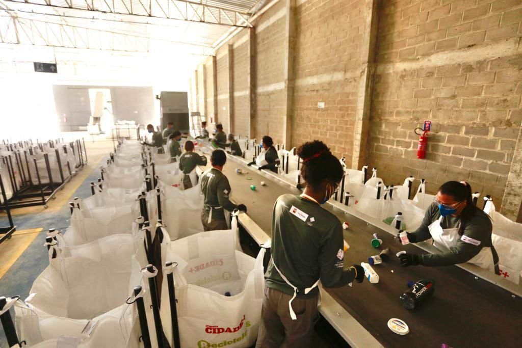 trabalhadores-da-reciclagem-em-st-vivem-drama-com-salarios-atrasados