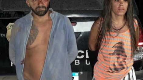 multidao-invade-carro-da-policia-e-lincha-suspeito-de-assassinar-crianca-de-2-anos-em-tabira