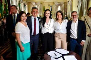 marcia-assina-ordem-de-servico-para-construcao-de-duas-novas-creches-em-serra-talhada