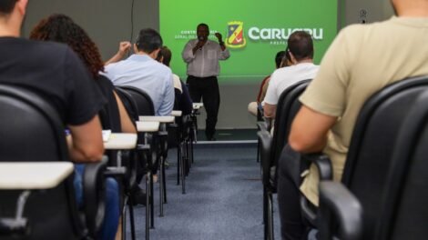 servidores-da-prefeitura-de-caruaru-participam-de-curso-de-fiscal-e-gestor-de-contratos
