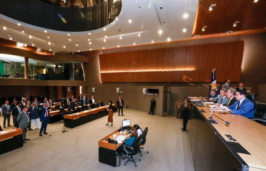 farol-recebe-mocao-de-aplausos-da-alepe-pelos-21-milhoes-de-acessos