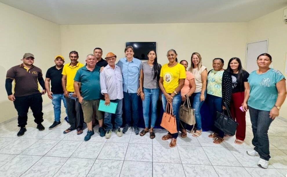 marconi-santana-tem-encontro-com-representantes-da-agricultura-familiar