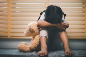 em-belmonte,-mae-abandona-bebe-em-formigueiro-e-consente-abuso-sexual-a-filha