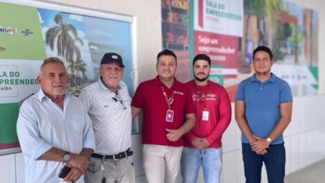 carnaiba:-prefeitura-e-crediamigo-discutem-parceria