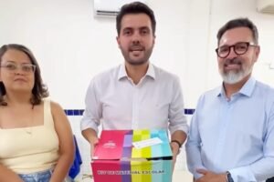 ouro-velho-recebe-kits-escolares-e-fardamento-para-estudantes-da-rede-estadual