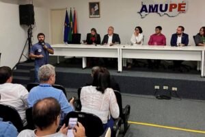 sicoob-pernambuco-participa-de-encontro-de-secretarios-de-agricultura-na-amupe