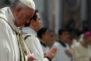 condicao-do-papa-e-critica,-diz-vaticano