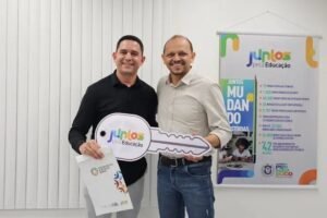 novo-onibus-escolar-reforca-transporte-estudantil-em-solidao