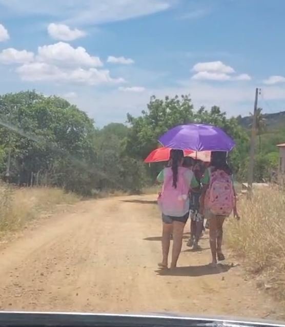 postura-da-secretaria-de-educacao-provoca-revolta-na-zona-rural-de-st