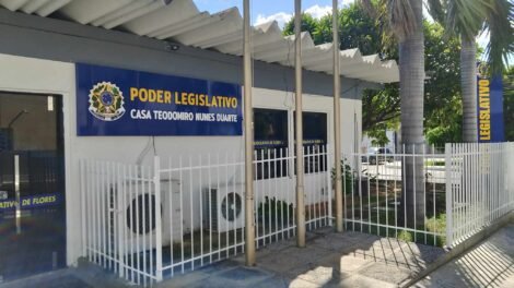 tce-pe-reduz-multa-a-presidente-e-ordenador-de-despesas-da-camara-de-flores-apos-recurso