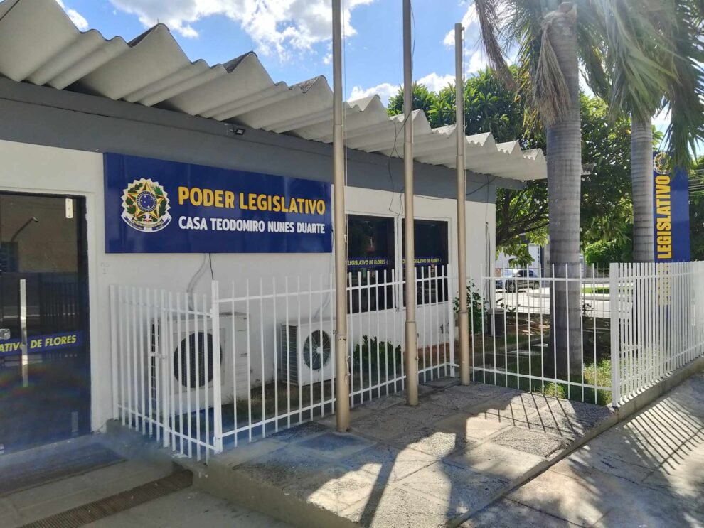 tce-pe-reduz-multa-a-presidente-e-ordenador-de-despesas-da-camara-de-flores-apos-recurso