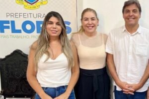 verlene-nogueira-fortalece-grupo-de-marconi-santana-e-assume-cargo-em-flores-(pronta)