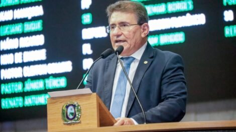luciano-duque-e-eleito-presidente-da-comissao-de-agricultura-da-alepe