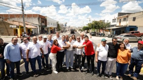 pe-na-estrada:-governadora-raquel-lyra-entrega-a-nova-rodovia-pe-348-no-sertao-do-pajeu