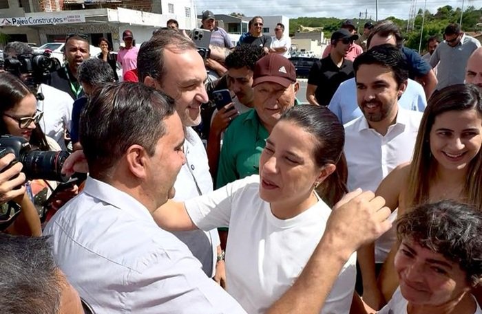  gilson-bento-acompanha-comitiva-da-governadora-raquel-lyra-ao-pajeu