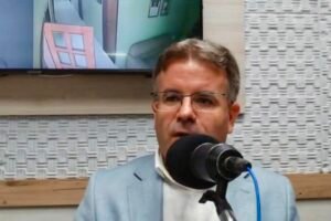 sandrinho-palmeira-anuncia-posse-de-aprovados-em-concurso-para-sexta-feira