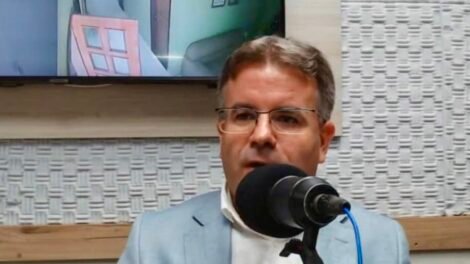 sandrinho-palmeira-anuncia-posse-de-aprovados-em-concurso-para-sexta-feira