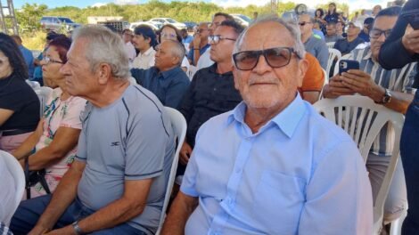 ex-prefeito-didi,-de-carnaiba,-participa-do-ato-de-inauguracao-da-estrada-de-ibitiranga