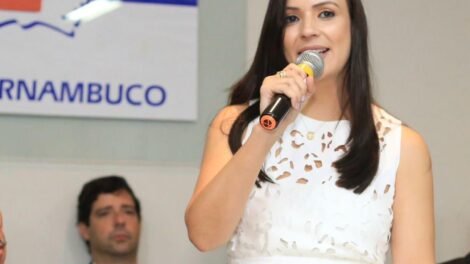 marcia-conrado-e-eleita-secretaria-da-mulher-da-amupe,-nessa-5a