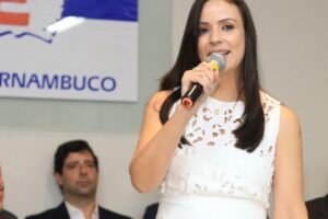 marcia-conrado-e-eleita-secretaria-da-mulher-da-amupe