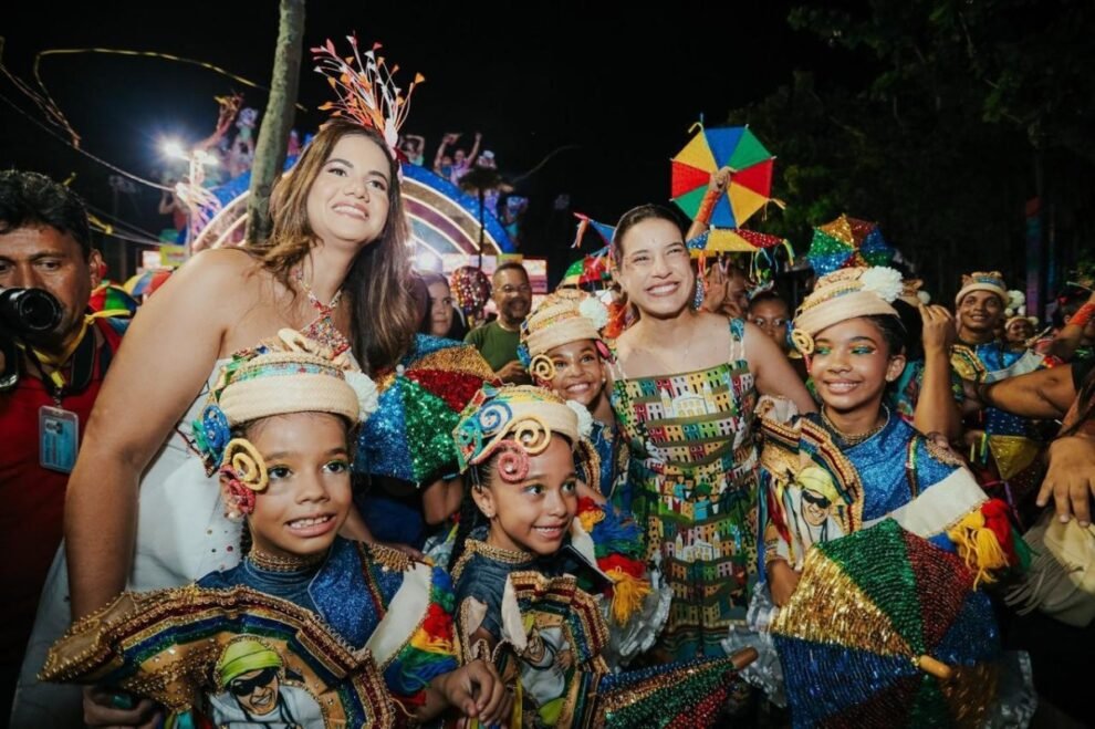 em-olinda,-governadora-raquel-lyra-abre-carnaval-de-pernambuco-2025