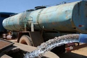 governo-lula-atrasa-verba-de-carro-pipa-e-ameaca-deixar-1,3-milhao-sem-agua