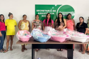 prefeitura-de-brejinho-entrega-kits-a-gestantes