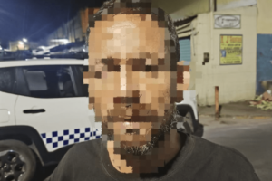 capacetes-furtados-no-centro-sao-recuperados-pela-gcm-e-aguardam-retirada;-suspeito-e-detido