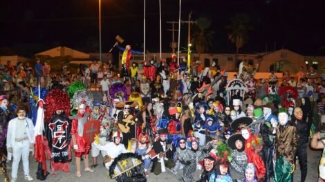 tabira-resgata-tradicao-carnavalesca-e-realiza-1o-concurso-de-mascarados
