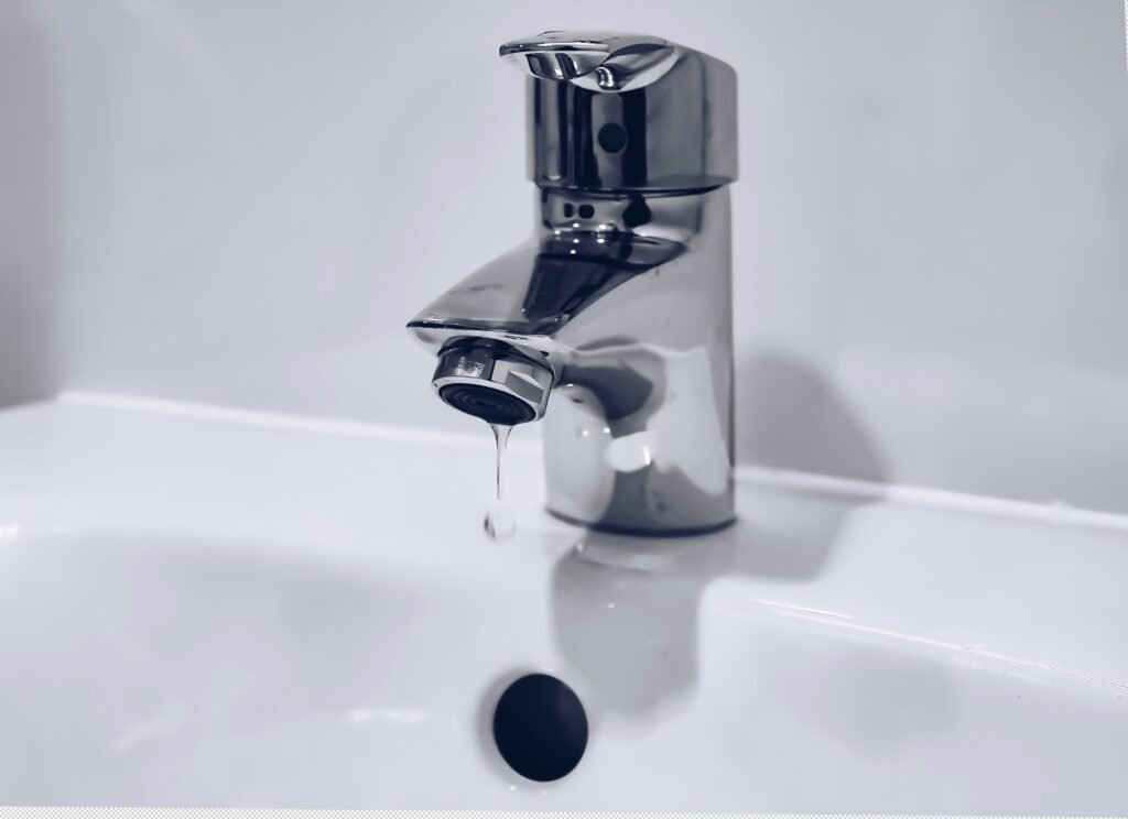 cresce-revolta-dos-moradores-com-a-compesa-apos-15-dias-sem-agua