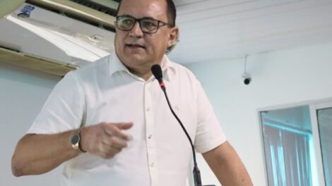 familiares-denunciam-discriminacao-de-crianca-especial-em-escola-de-st