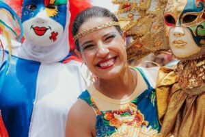 com-seis-polos,-a-festa-acontece-ate-a-terca-(4),-com-musica-e-desfile-de-fantasias