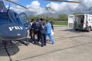vitima-de-picada-de-cobra-em-surubim-e-transportada-de-helicoptero-para-caruaru