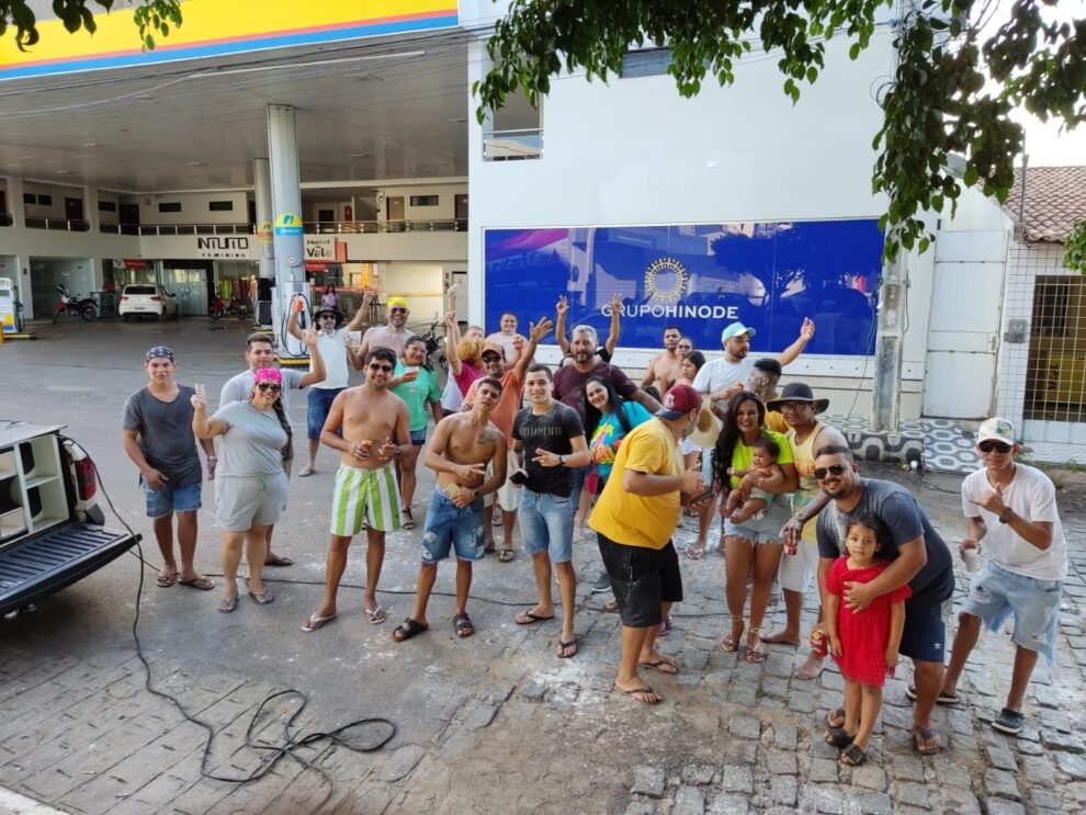 bloco-“ja-que-ta-dentro,-deixa”-chega-a-4a-edicao-no-carnaval-de-st