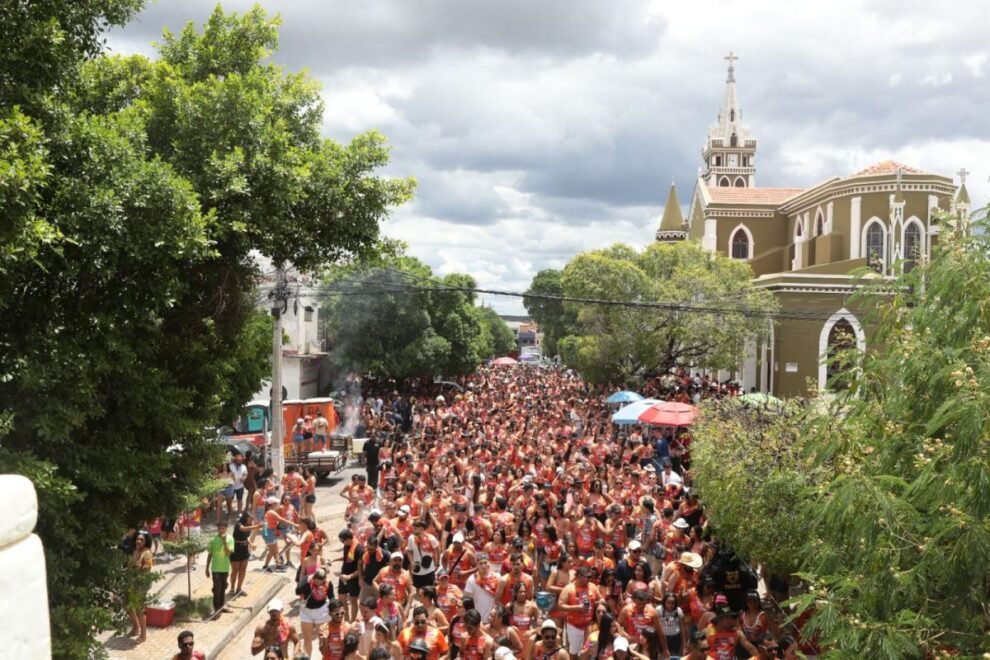 confira-a-programacao-do-ultimo-dia-de-carnaval-em-afogados-da-ingazeira 