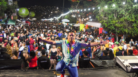 polo-da-rua-do-norte-ferve-com-folia-e-grandes-atracoes-na-segunda-de-carnaval