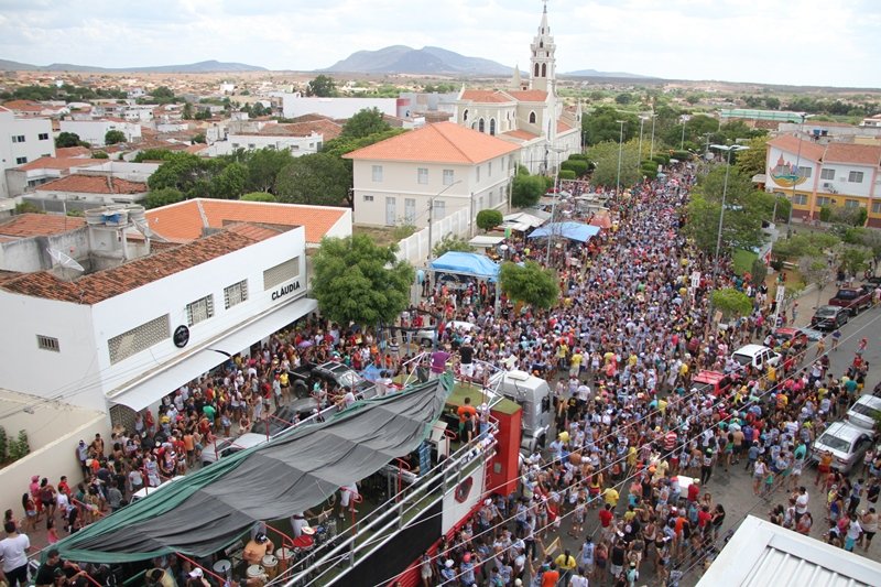 confira-a-programacao-da-terca-feira-de-carnaval-em-afogados-da-ingazeira