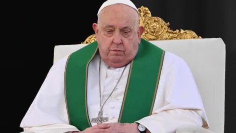 papa-francisco-sofre-dois-episodios-de-insuficiencia-respiratoria