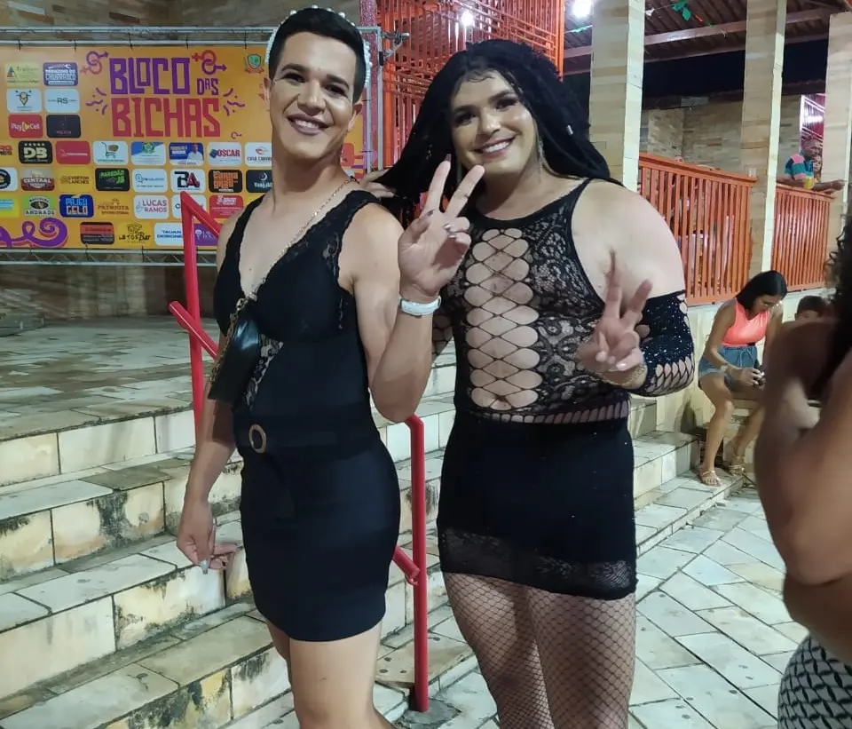 “bloco-das-bichas”-agitam-carnaiba-nesta-terca-feira-de-carnaval