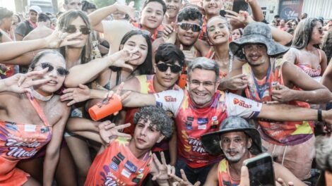 afogados:-mela-mela-anima-carnaval-no-sao-francisco