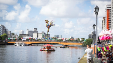 carnaval-do-recife-2025-bate-recorde-com-3,5-milhoes-de-folioes-e-movimenta-r$-2,7-bilhoes