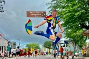 carnaval-de-gravata-atrai-turistas-e-impulsiona-economia-local