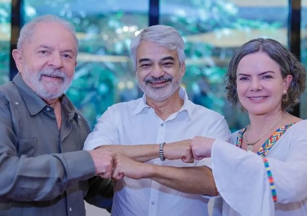 humberto-costa-ganha-forca-para-suceder-gleisi-hoffman-no-pt